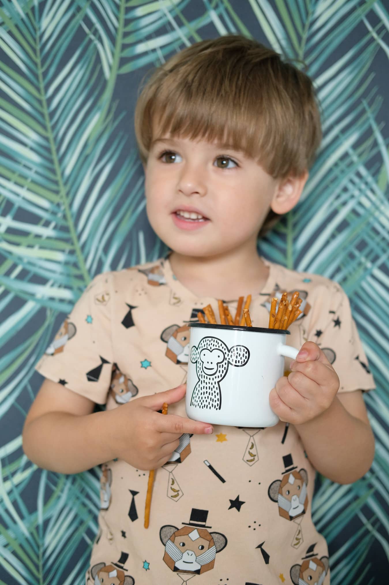 emaille mokken studio iris van tricht