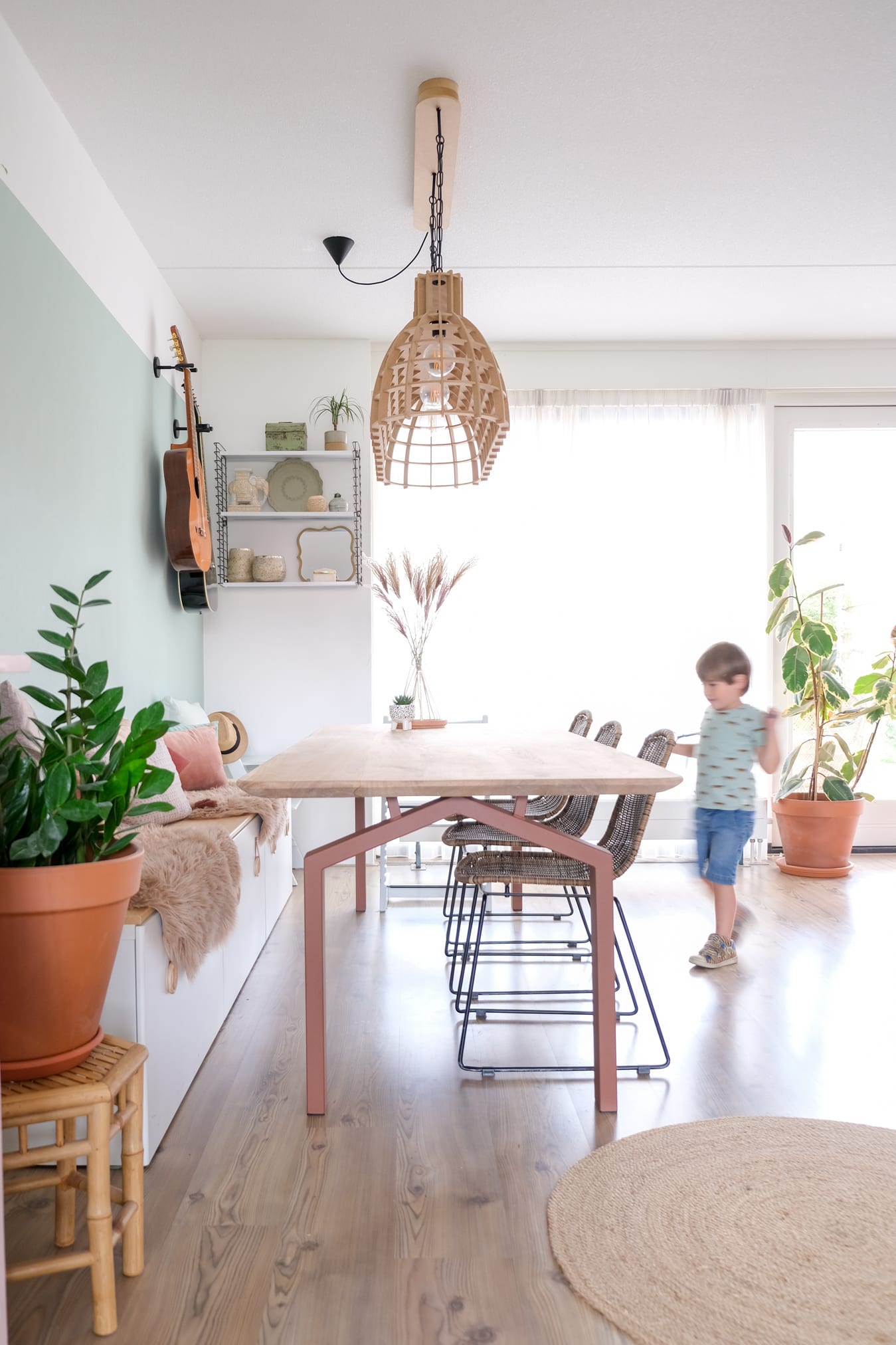 eettafel huis onderstel