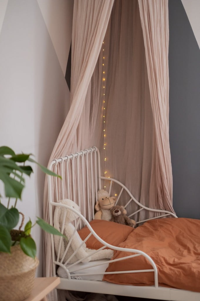 ikea meegroeibed minnen met klamboe