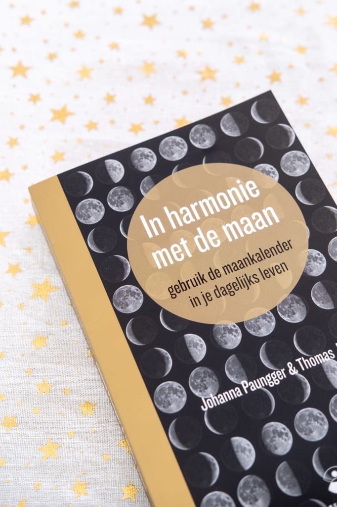 in harmonie met de maan boek review