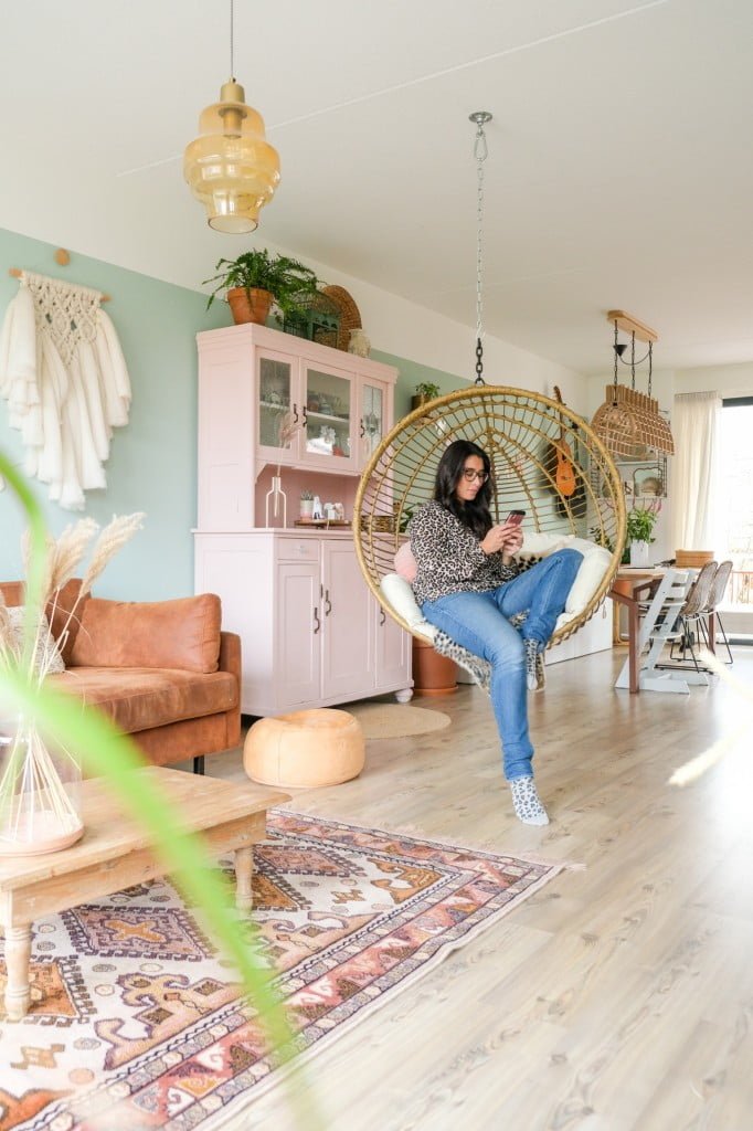 egg chair ophangen beton