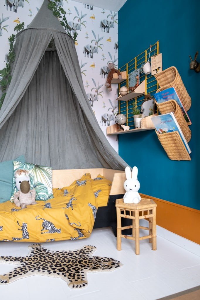 peacock pride muurkleur