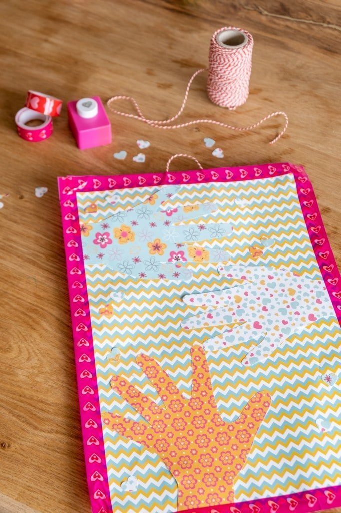 knutselen met handafdrukken kind