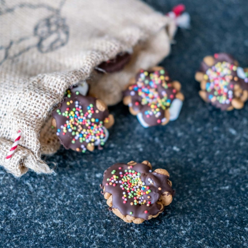 sinterklaas kruidnoten met chocolade