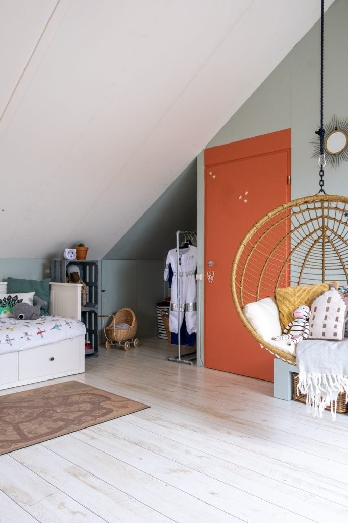 verkleedhoek in de kinderkamer ruimtekamer