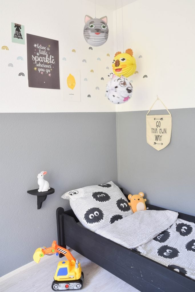 versiering aan het plafond kinderkamer