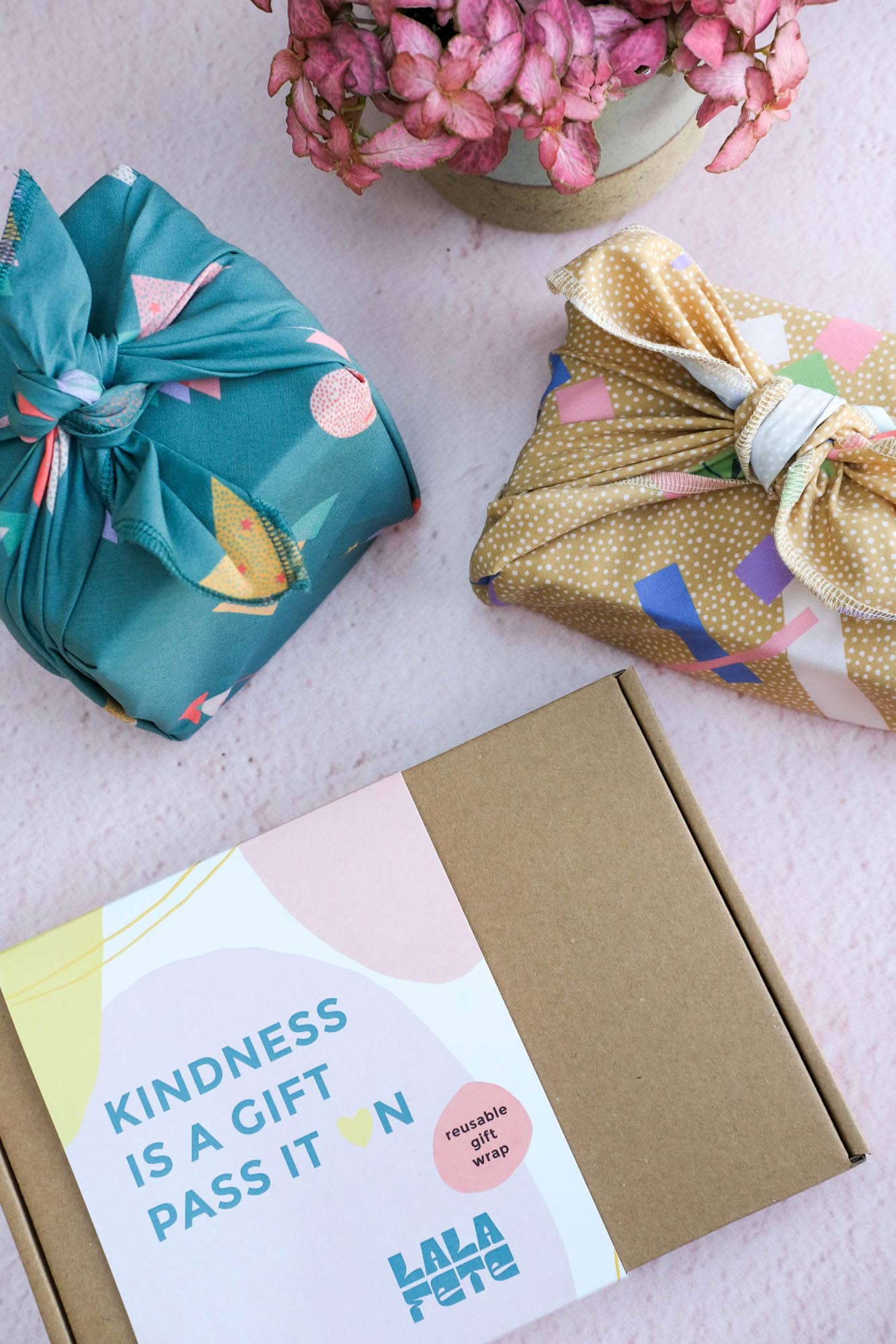 cadeaus inpakken met Furoshiki