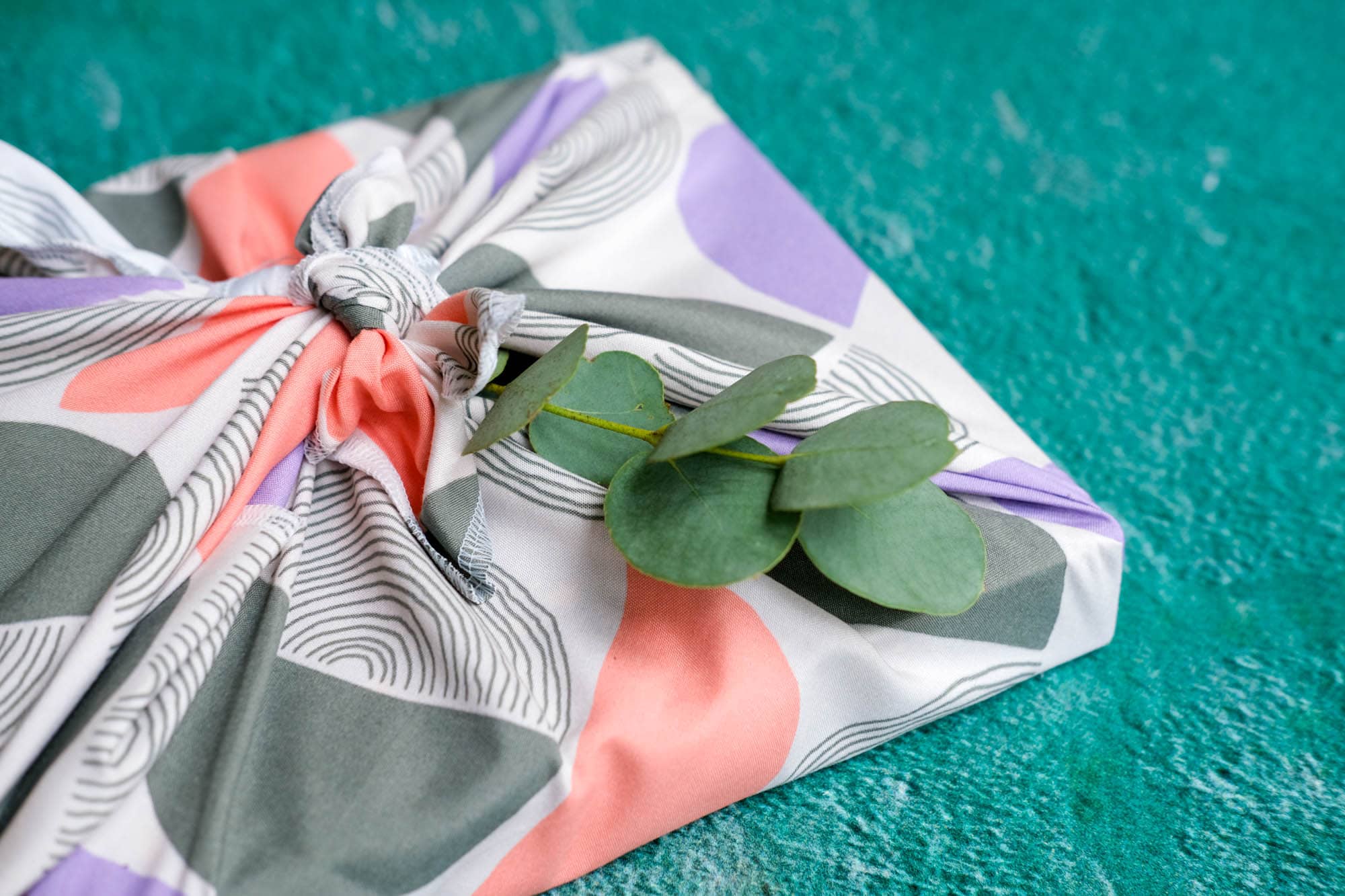 cadeau ingepakt in Japanse doeken