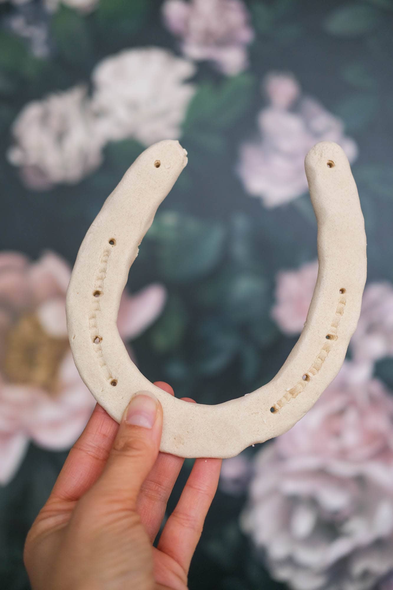 hoefijzers van zoutdeeg maken