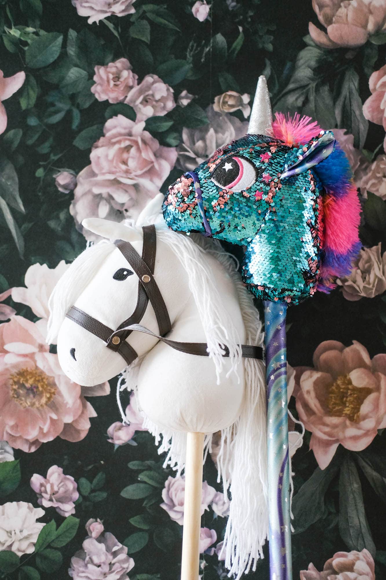 stokpaardjes kinderfeestje thema paarden