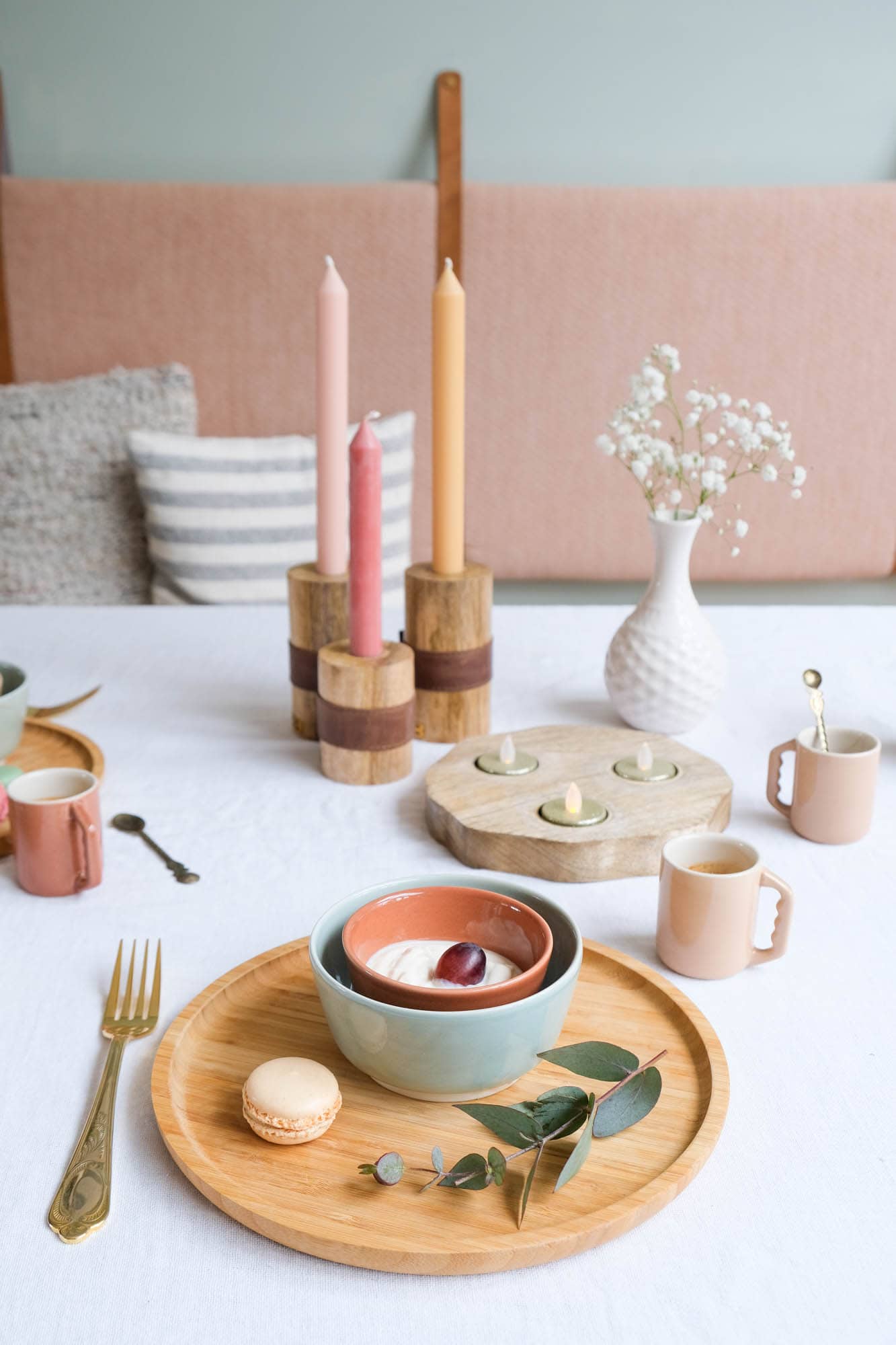 tafel dekken met pasen