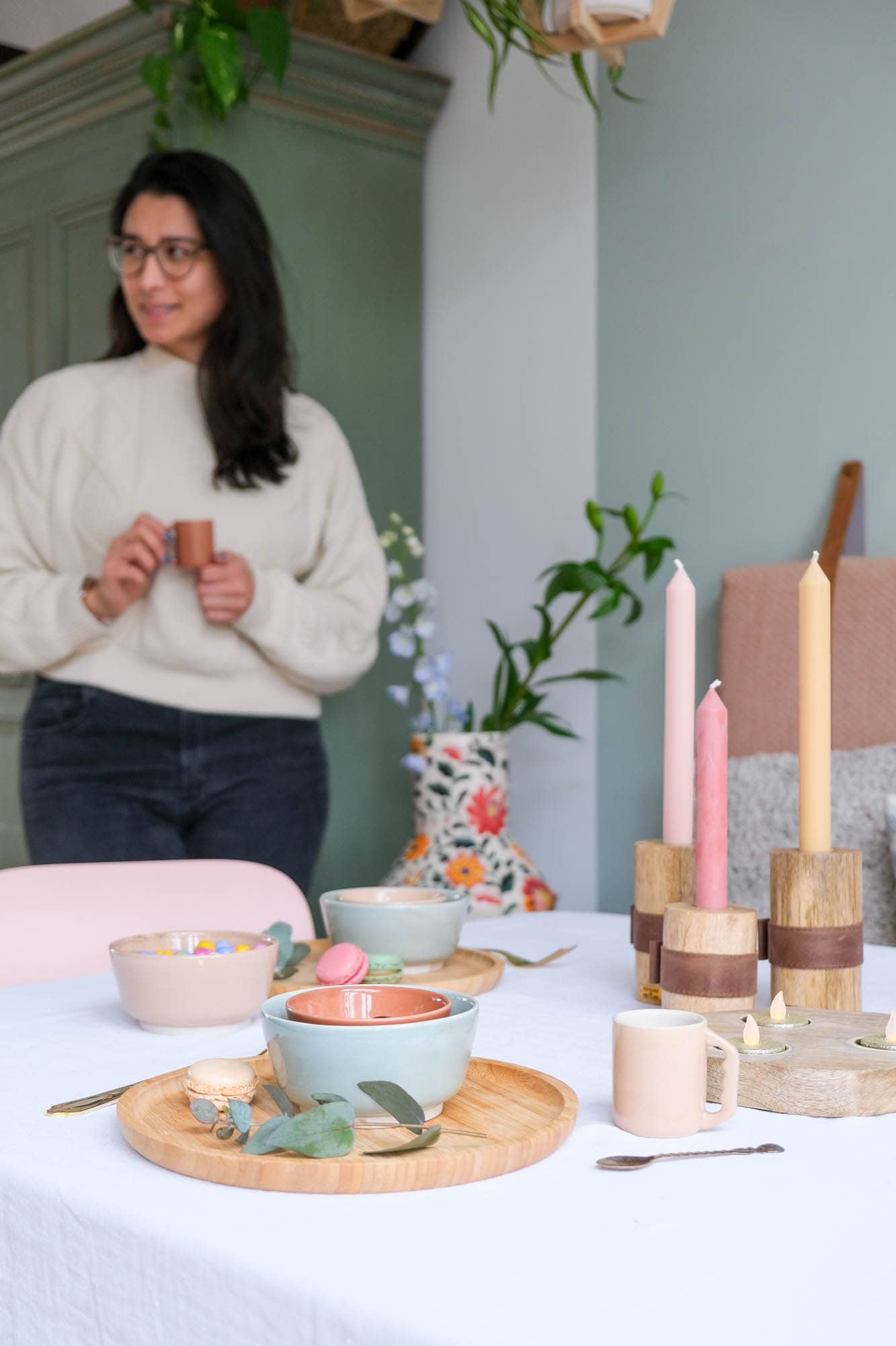 servies Thailand Return to Sender