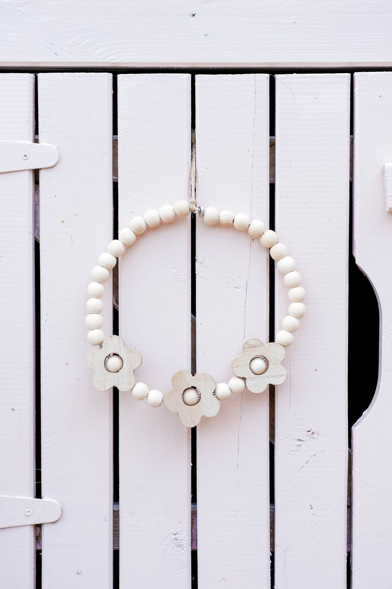 diy houten kralenkrans